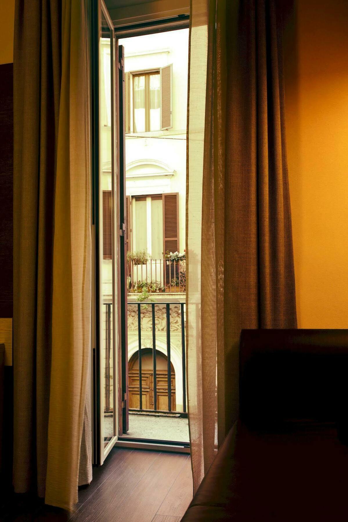 Corso 12 Roma Bed and Breakfast Eksteriør billede