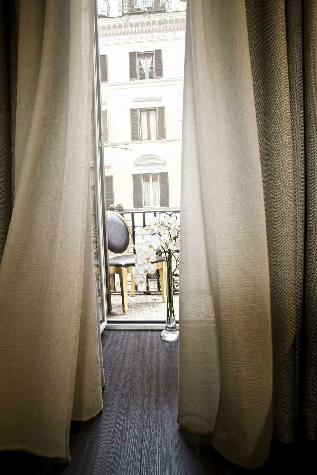 Corso 12 Roma Bed and Breakfast Eksteriør billede